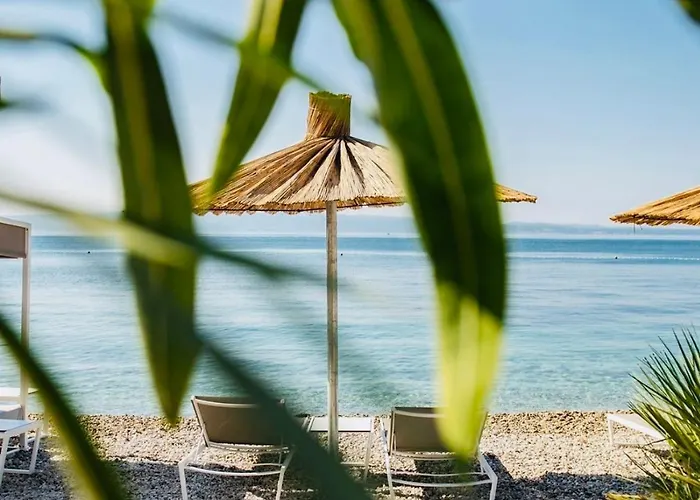 Beachside Attico *