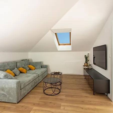Beachside Attico Apartamento Split