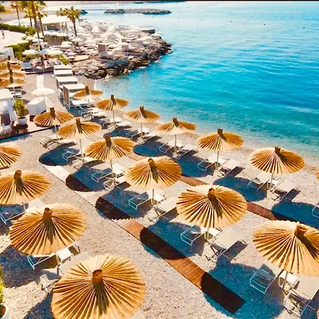 Beachside Attico *