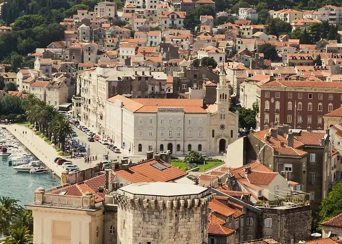 Beachside Attico Apartament