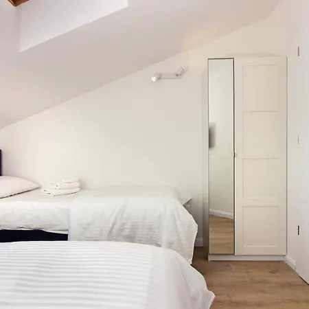 Beachside Attico * Split